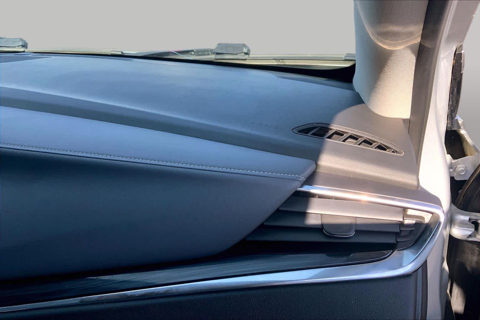 Used 2019 Quicksilver Metallic Buick Essence image 19