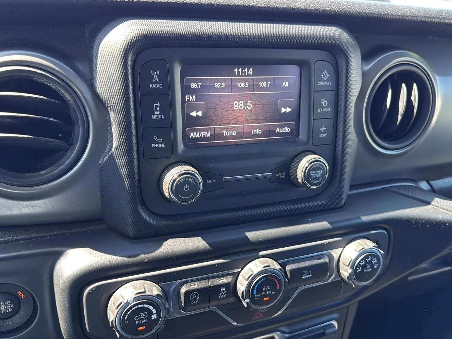 Used 2021 Gray Jeep Unlimited Willys image 5