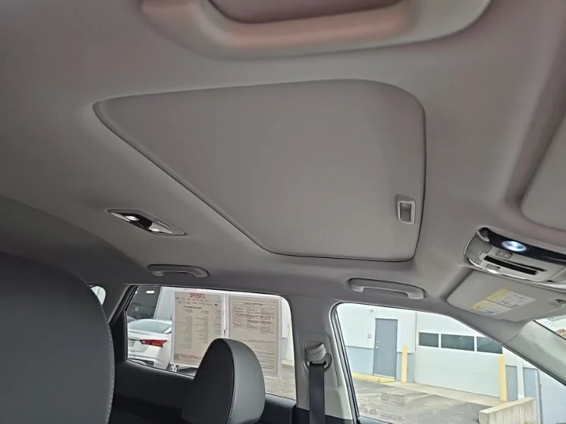 Used 2024 Blue Kia EX image 31