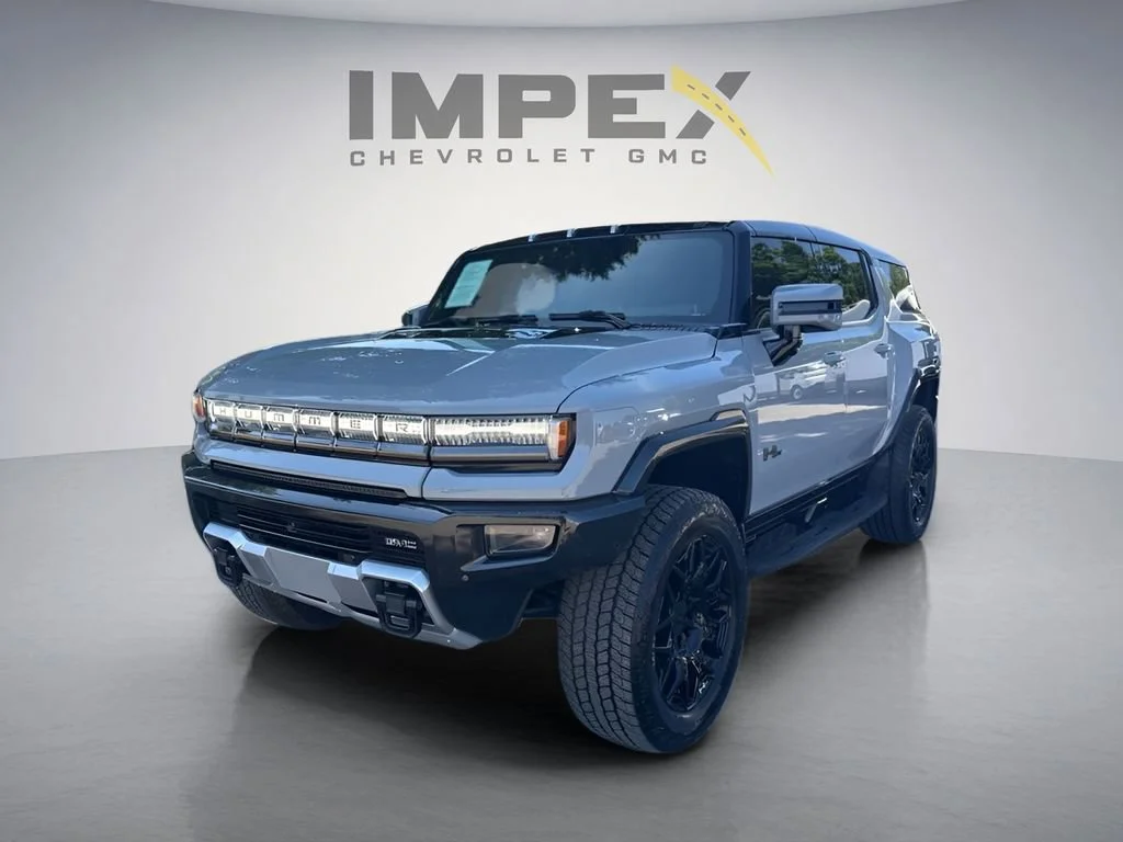 2025 GMC Hummer EV 2X SUV's photo
