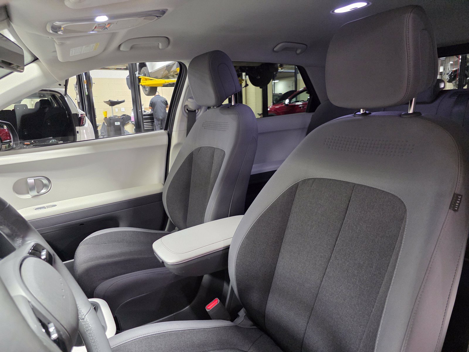 Used 2024 Digital Teal Hyundai SEL image 22