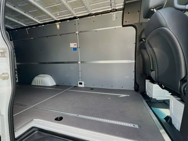 New 2026 Arctic White Mercedes-Benz Cargo 170 WB image 18