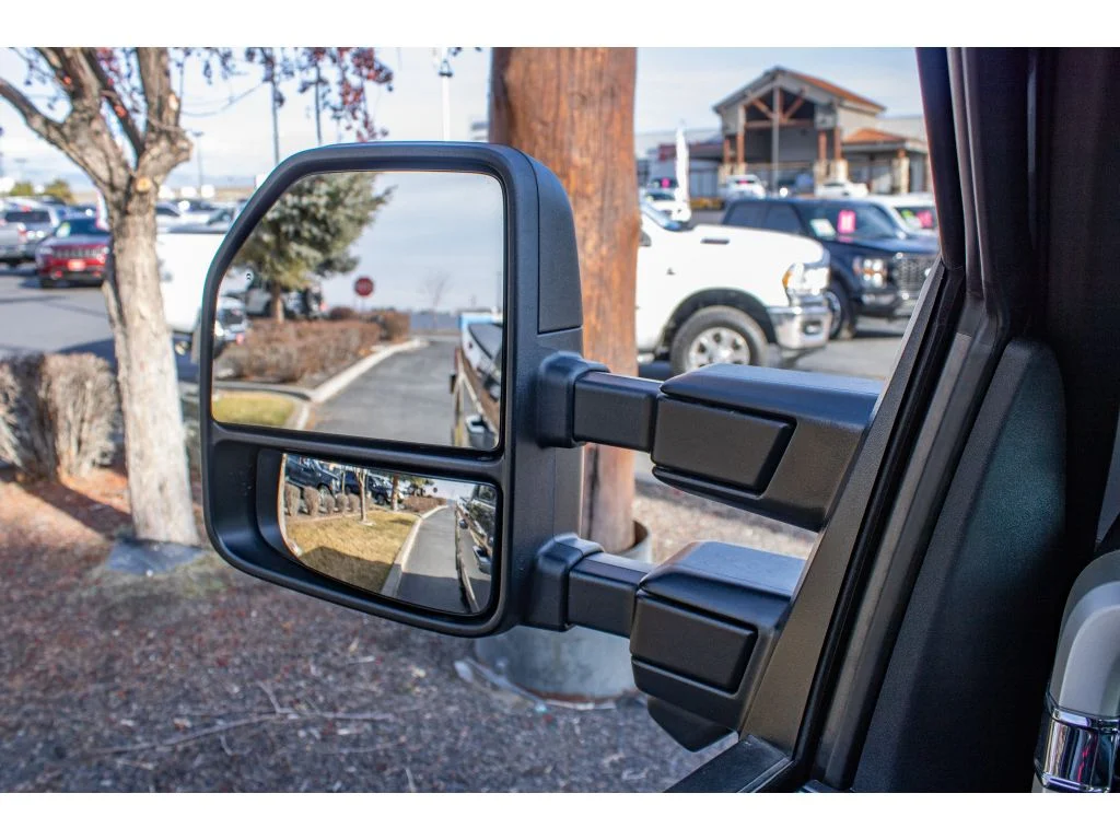 New 2026 Carbonized Gray Metallic Ford XLT image 20