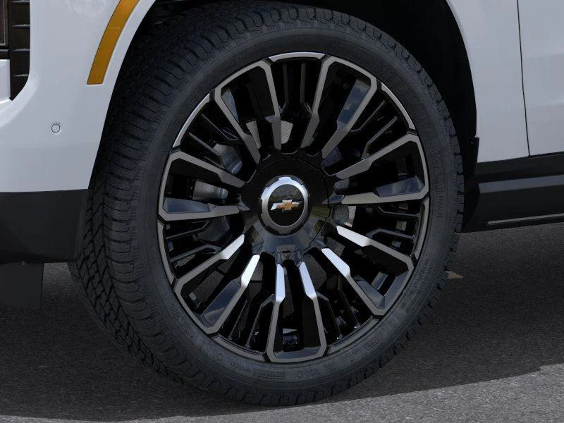 New 2026 Polar White Tricoat Chevrolet High Country image 9
