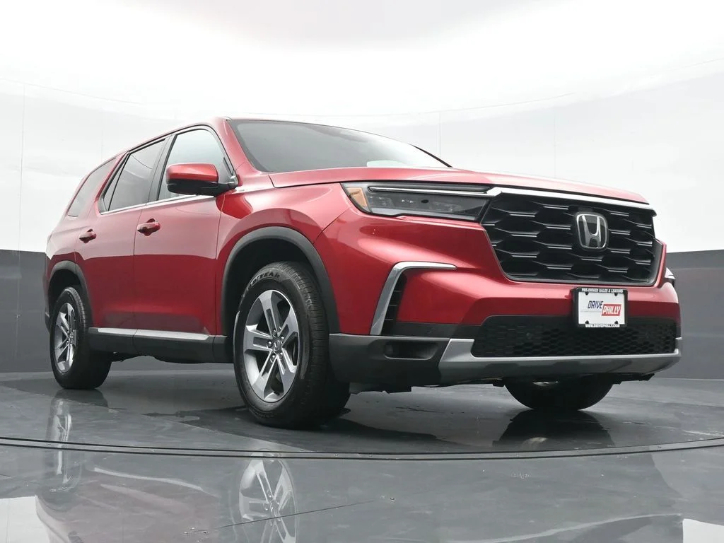 Used 2023 Red Honda EX-L image 24