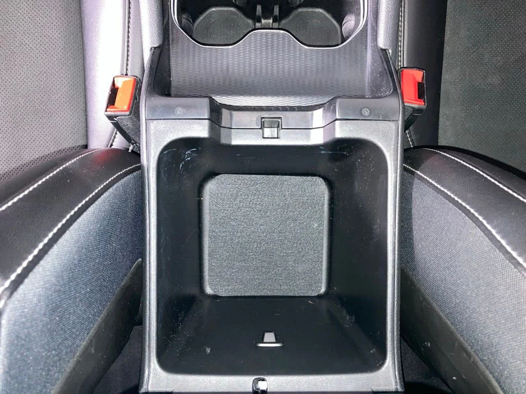 Used 2025 Black Jeep Altitude image 14