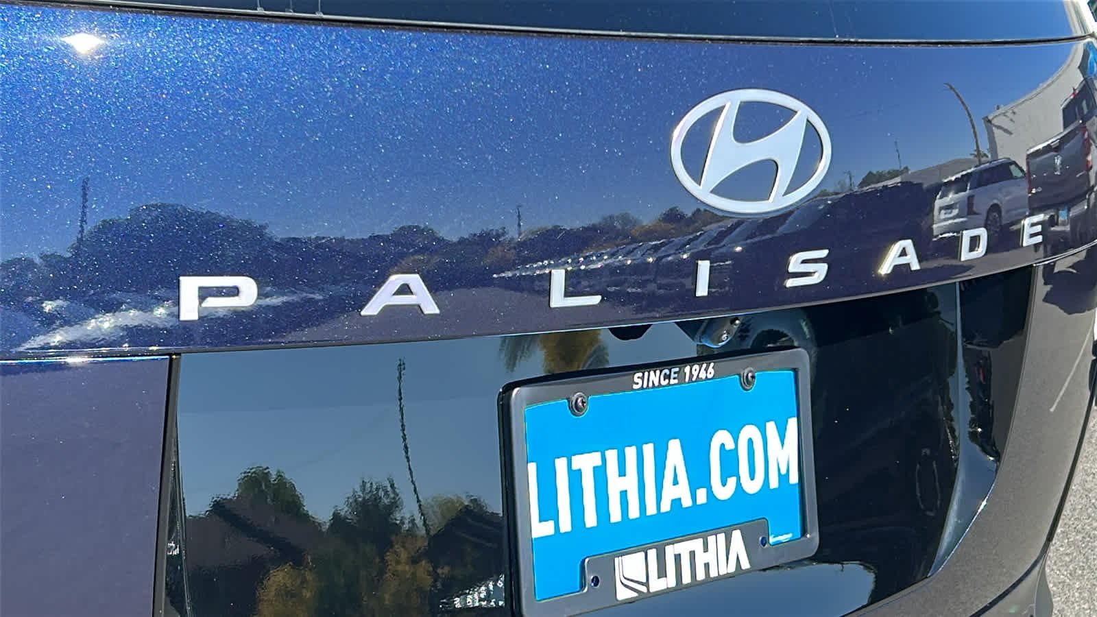 New 2026 Classy Blue Pearl Hyundai Blue SEL Premium 7P image 28