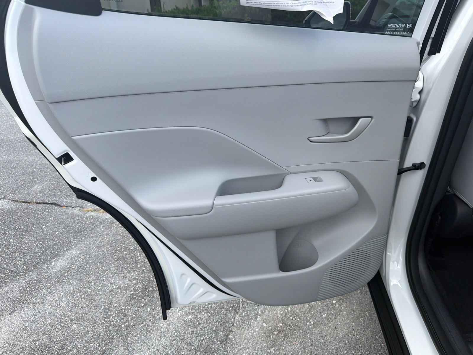 Used 2025 Atlas White Hyundai SEL Convenience image 22