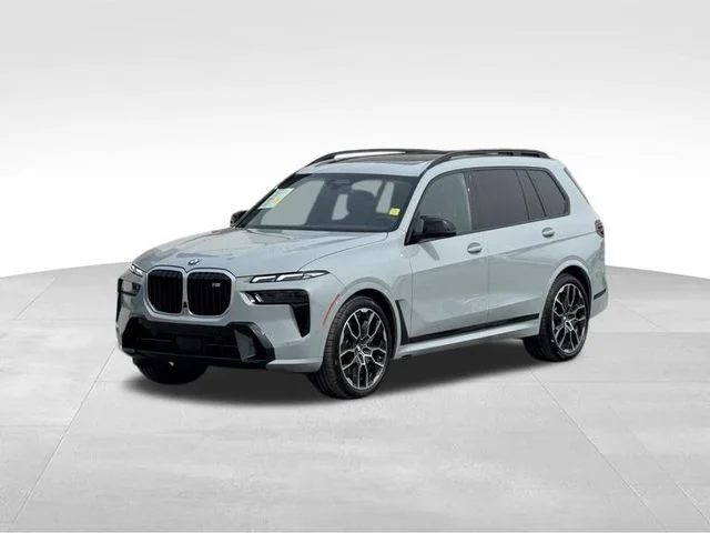 2025 BMW X7 M60i's photo
