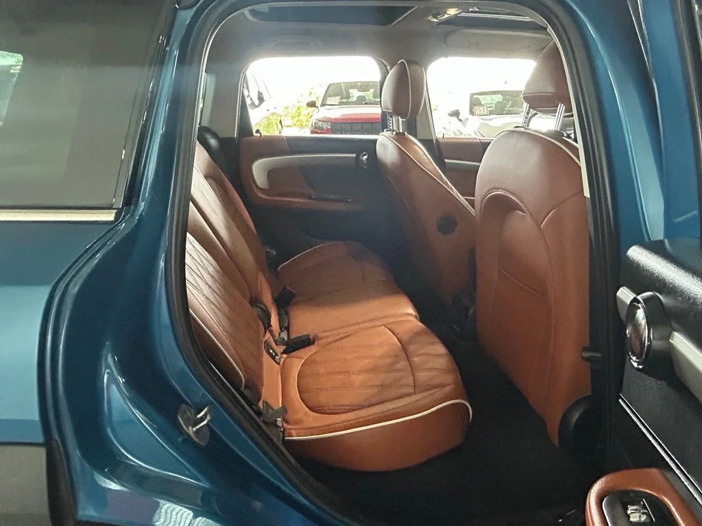 Used 2022 Island Blue Metallic MINI Classic image 39