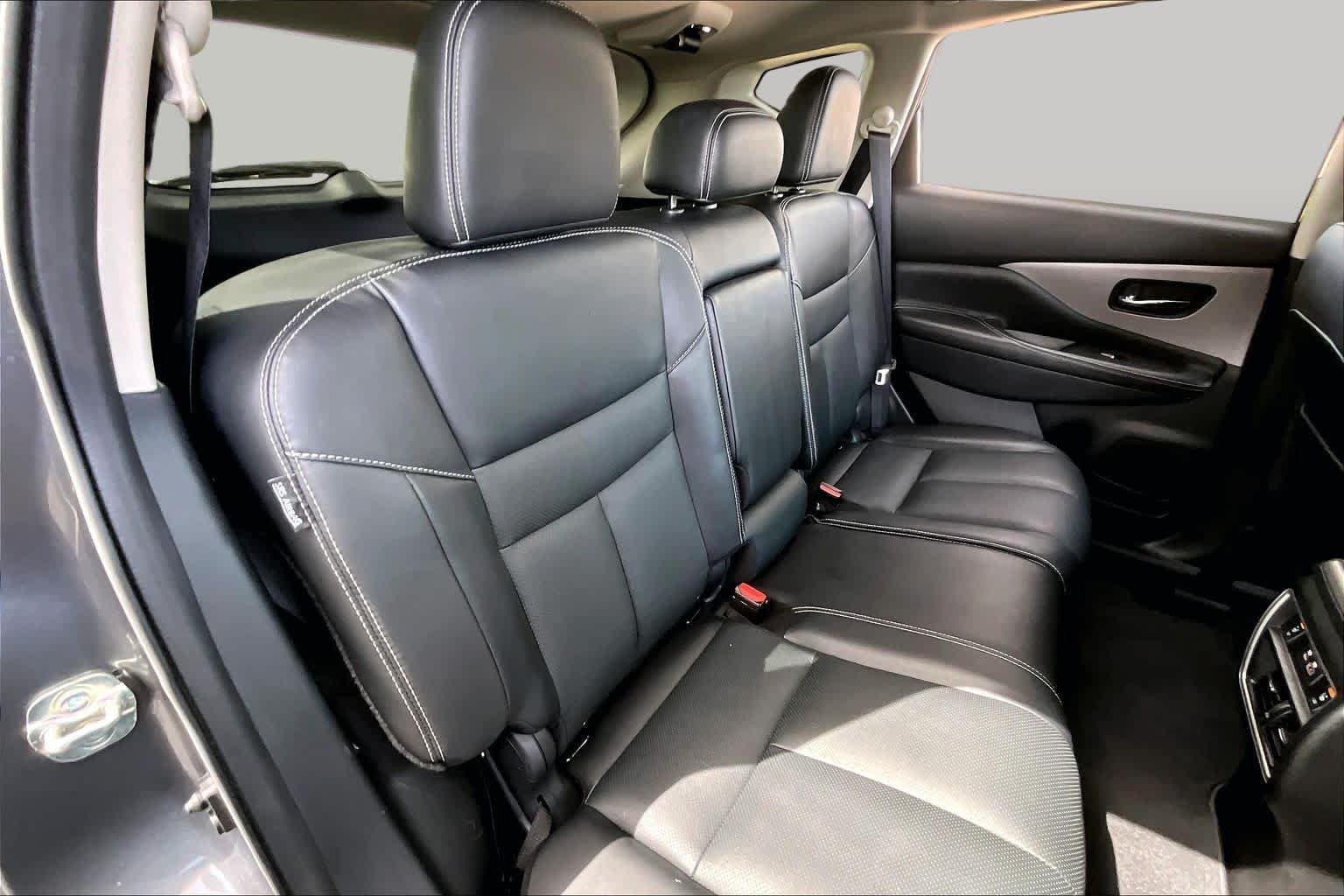 Certified Used 2020 Gun Metallic Nissan SL image 20