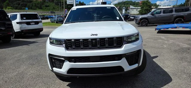 New 2026 White/off-white Jeep Limited image 3