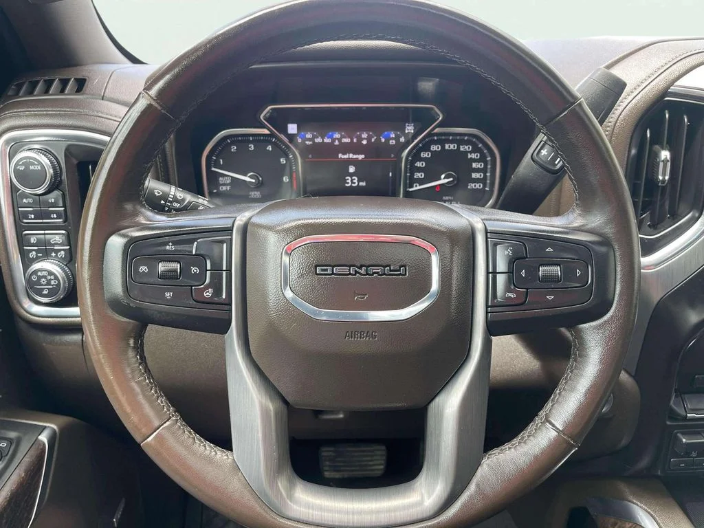 Used 2021 Onyx Black GMC Denali image 20