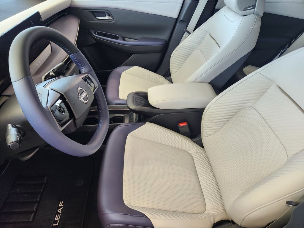 New 2026 Seabreeze Blue Pearl / Super Black Two-tone Nissan PLATINUM+ image 8