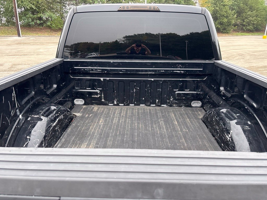 Used 2018  Ford XL image 7