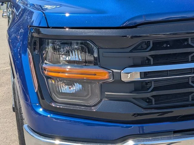 New 2026 Blue Ford XLT image 9