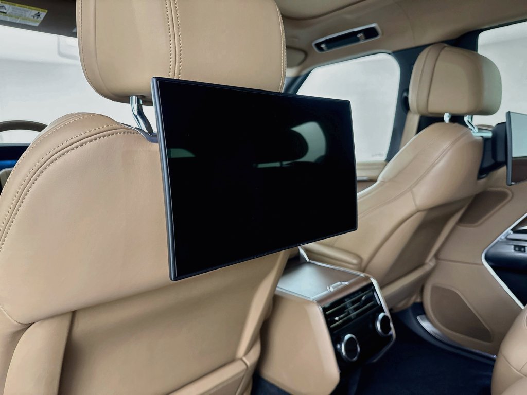 Certified Used 2023 Silver Land Rover Autobiography image 25