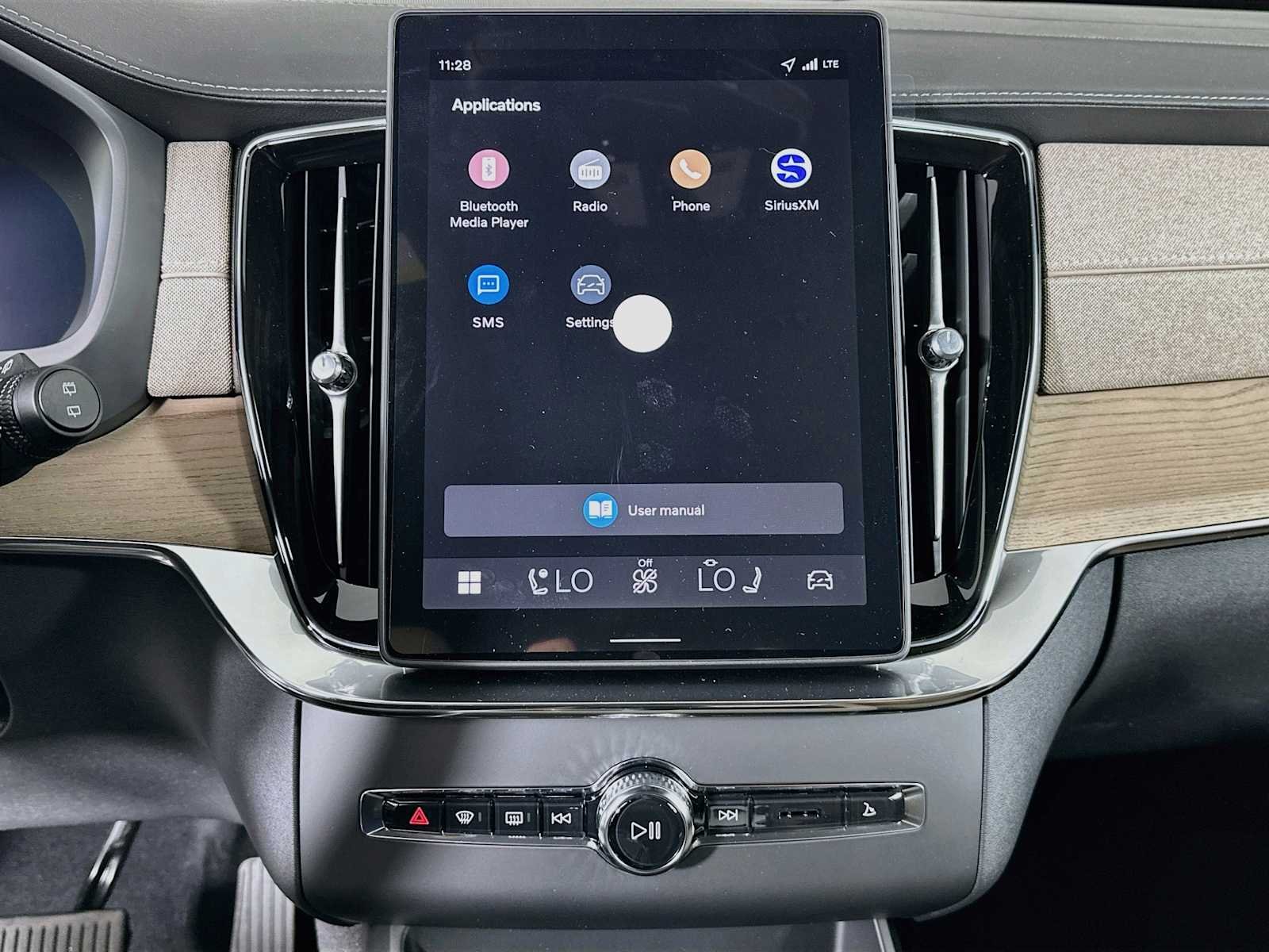 New 2026 Crystal White Volvo Plus image 13