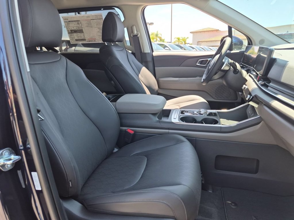 New 2026 Deep Chroma Blue Kia EX image 28