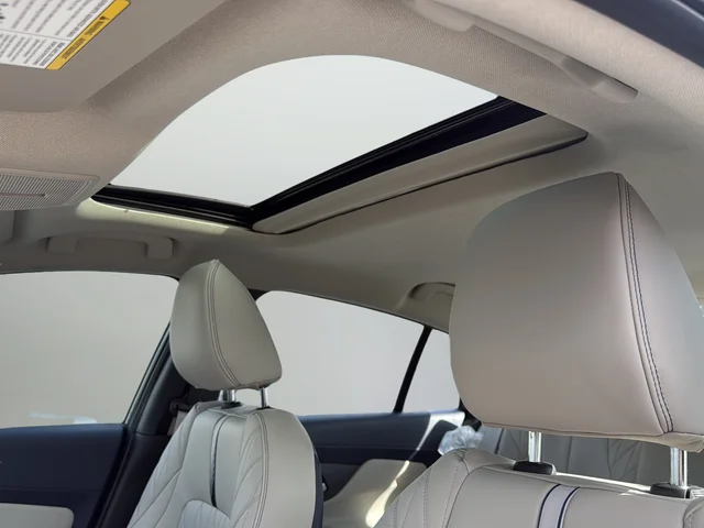 2026 Nissan Sentra SL - Photo 11