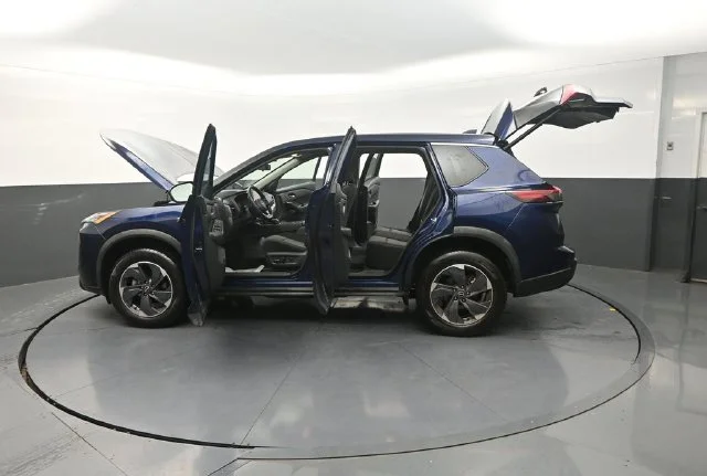 Used 2024 Blue Nissan SV image 32