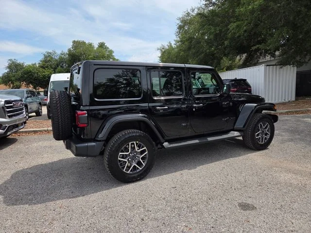 New 2026 Black Clear-Coat Exterior Paint Jeep Sahara image 14