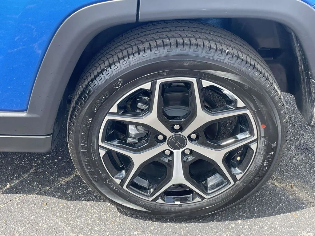 Certified Used 2025 Blue Jeep Limited image 9