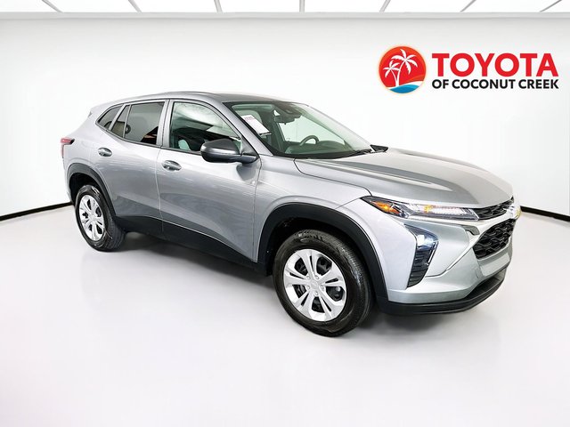 2024 Chevrolet Trax media 1