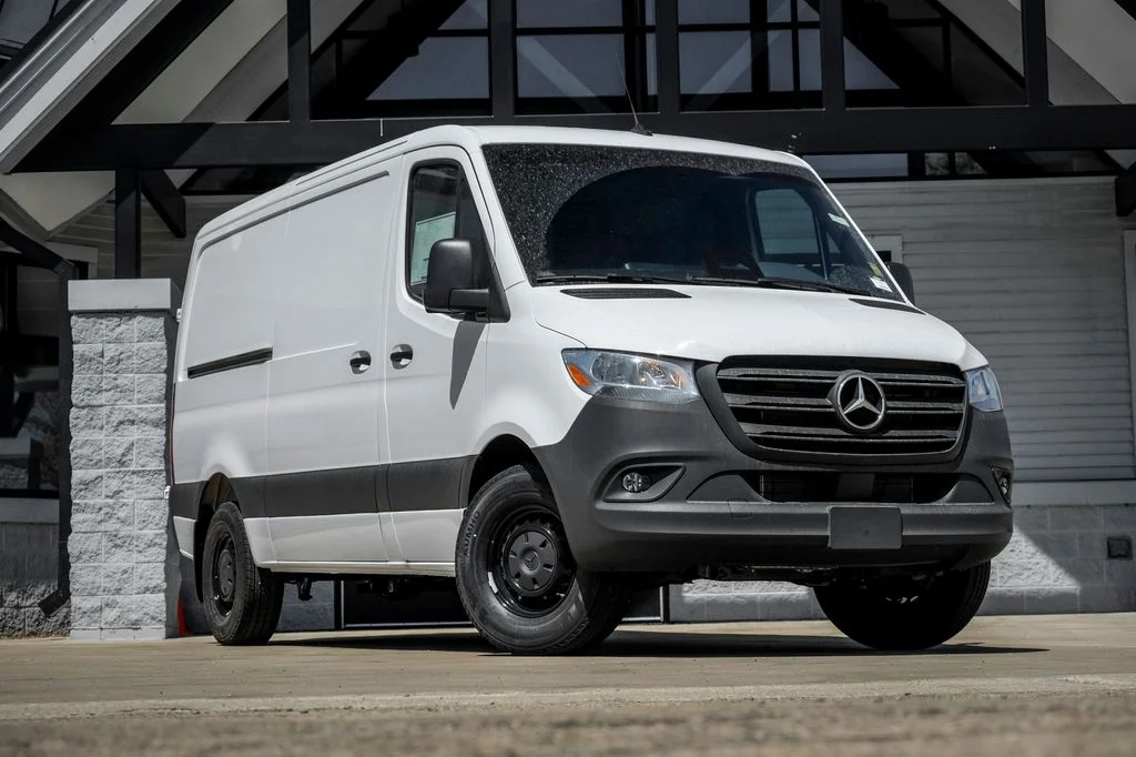2026 Mercedes-Benz Sprinter 2500 144 WB's photo