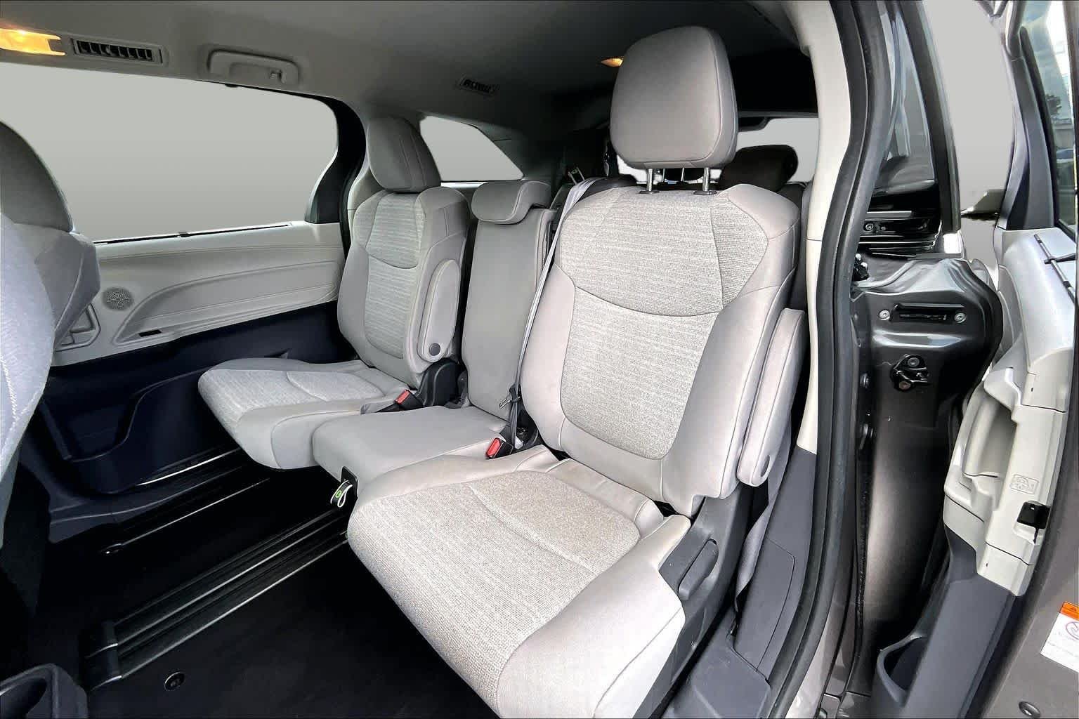 Used 2022 Predawn Gray Mica Toyota LE image 19