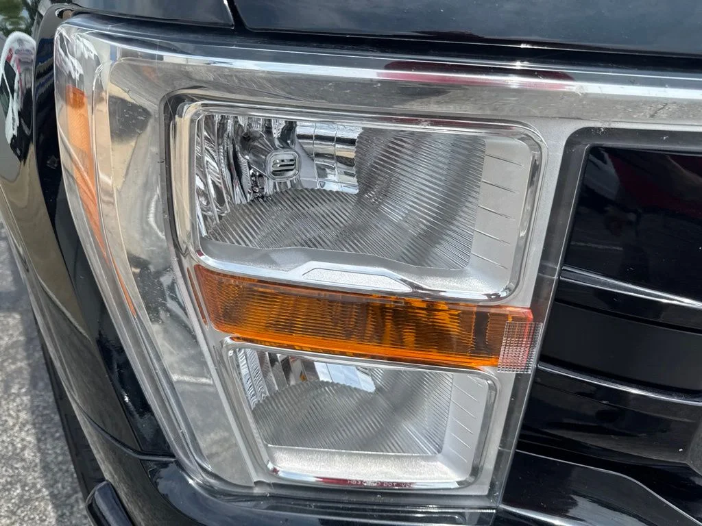 Used 2022 Black Metallic Ford XL image 49