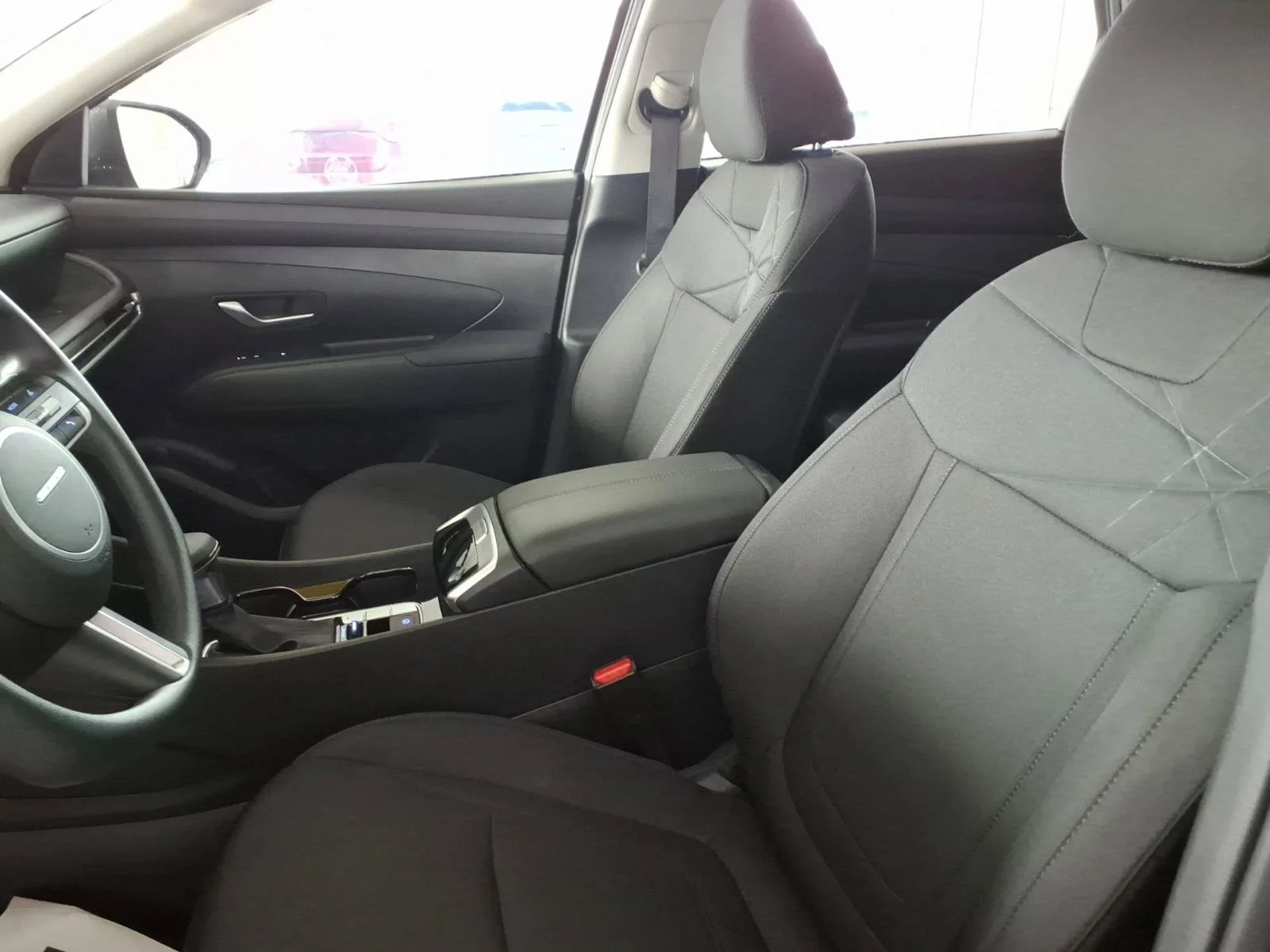 2026 Hyundai Tucson SE - Photo 11