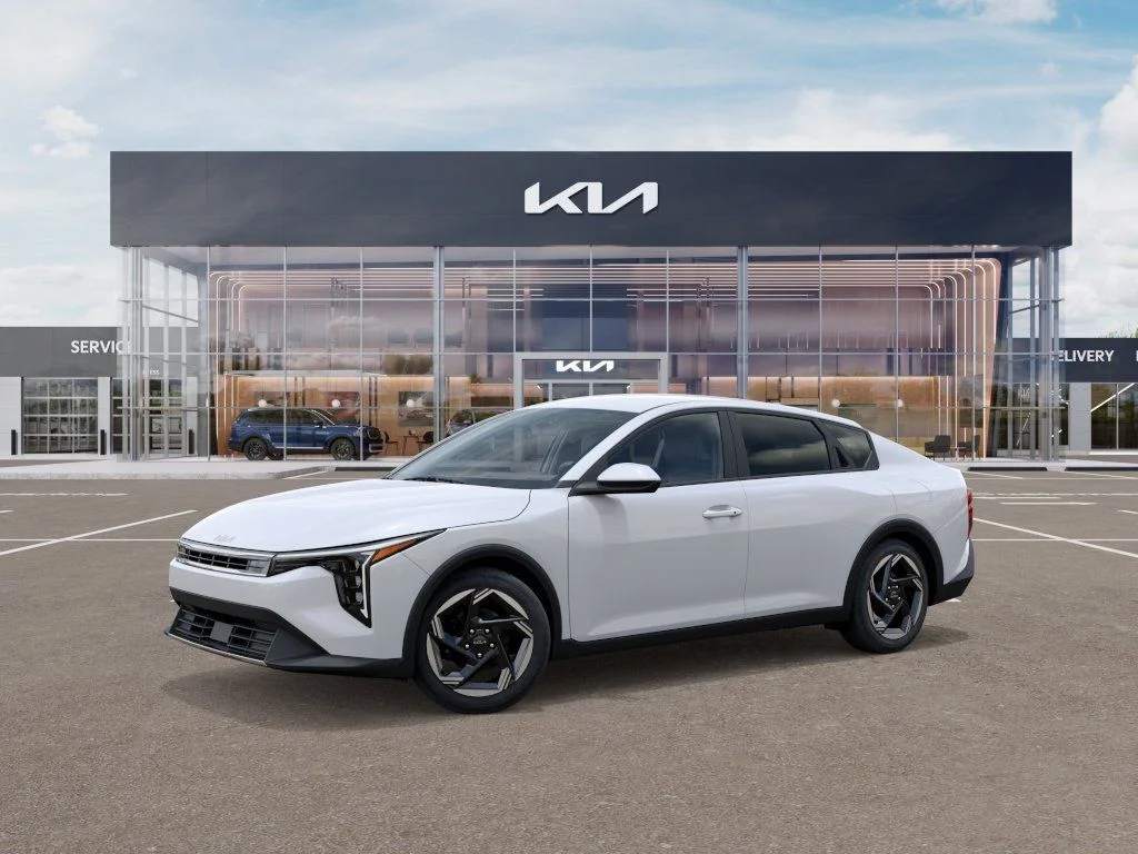 New 2026 Snow White Pearl Kia EX image 3