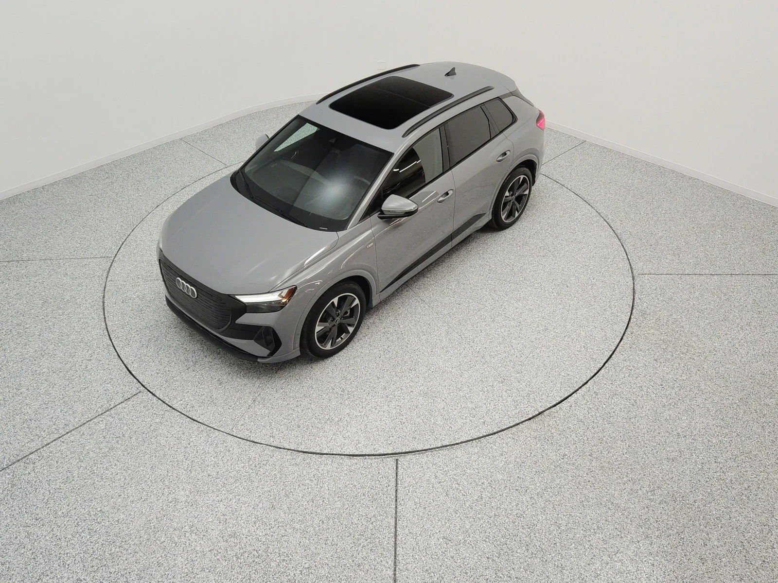 Used 2024 Pebble Gray Audi Premium Plus 55 quattro image 9