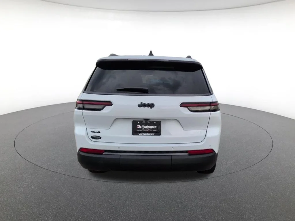 New 2026 White Jeep Limited image 5