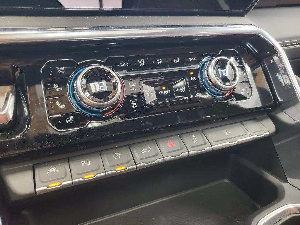 2026 GMC Sierra 1500 Denali Ultimate - Photo 17