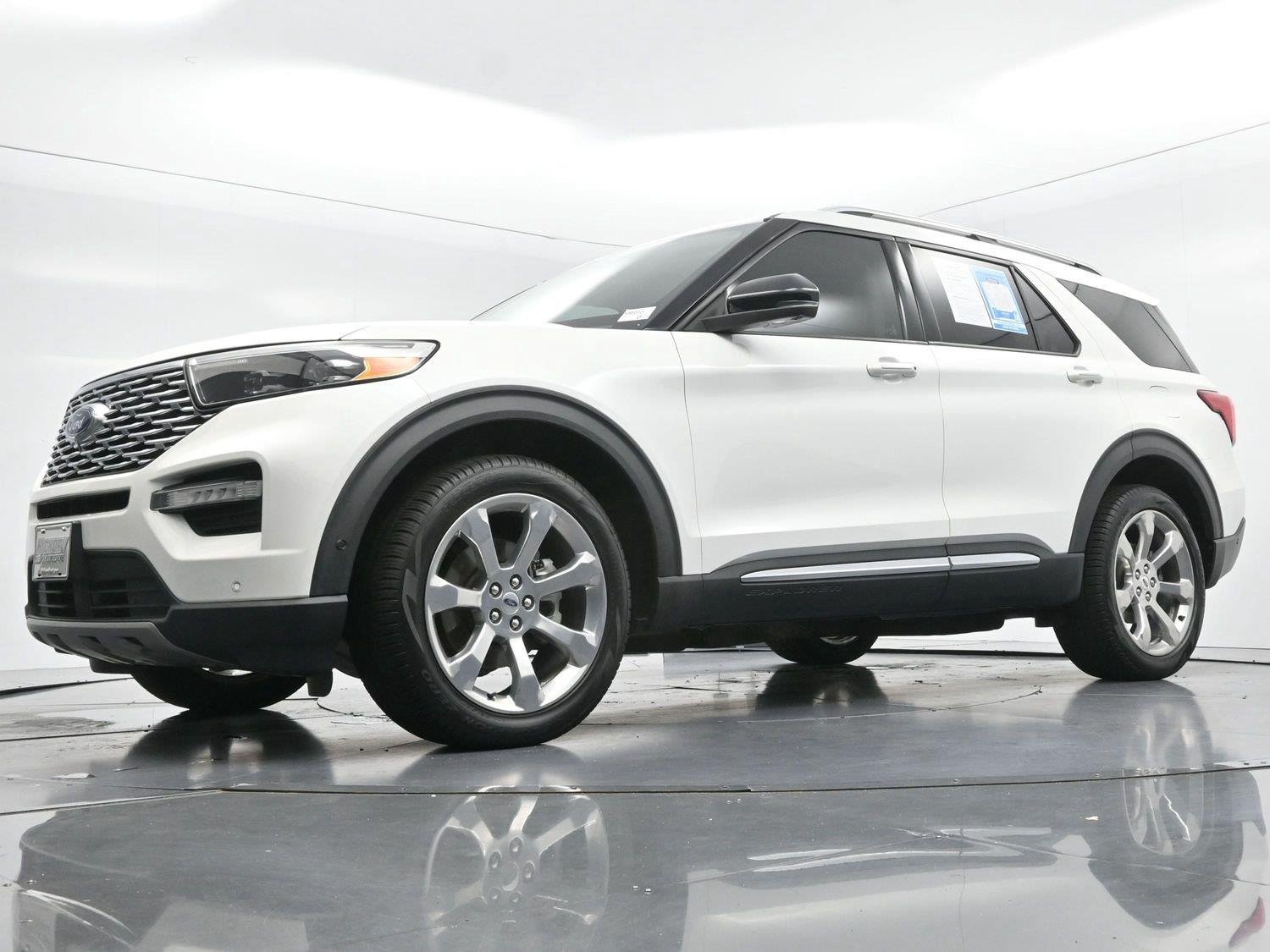 Used 2020 Star White Metallic Tri-Coat Ford Platinum image 53