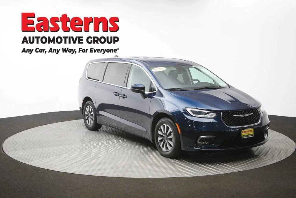 Certified Used 2023 Blue Chrysler Touring L image 54