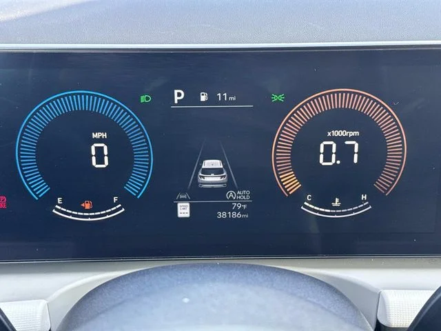 Used 2025 Red Hyundai SEL image 47