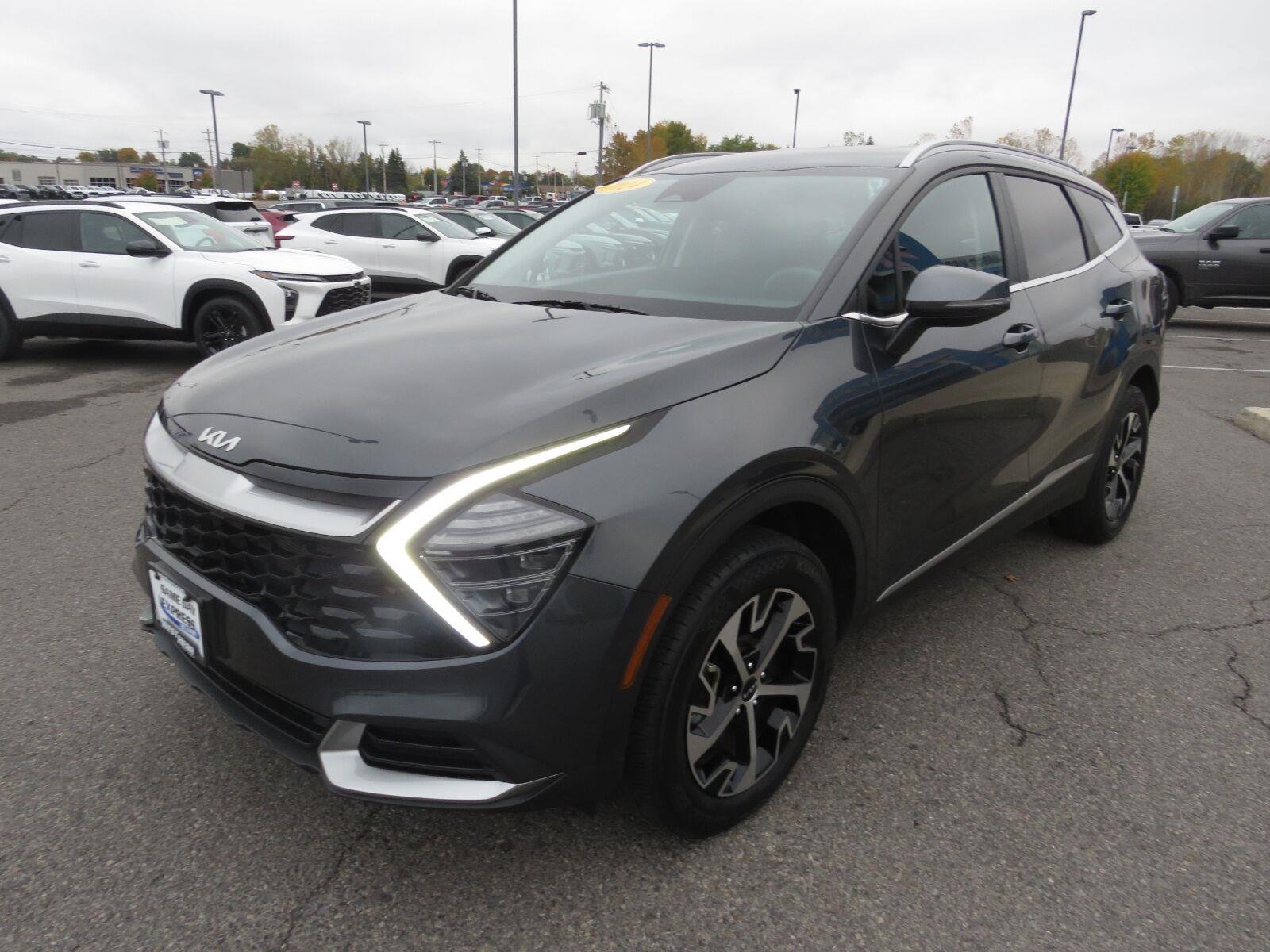 Used 2024 Gravity Gray Kia EX image 13