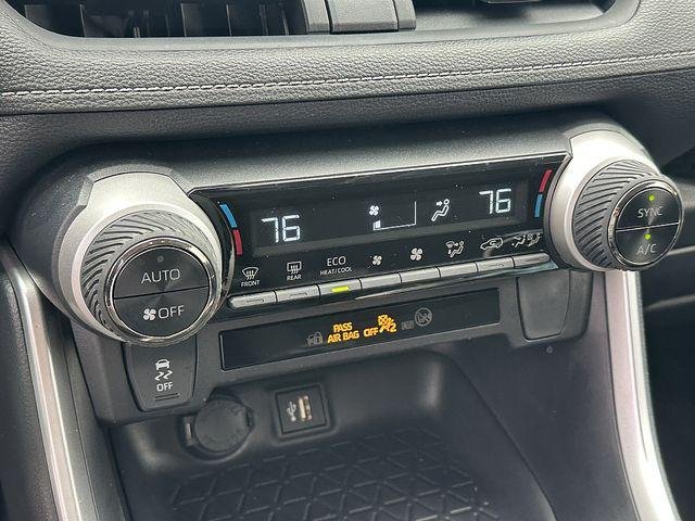 Certified Used 2024 ICE CAP Toyota  image 31