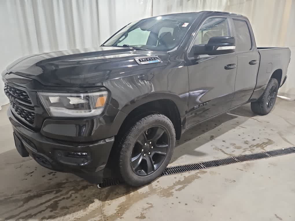 Used 2022 Diamond Black Crystal Pearlcoat Ram Big Horn image 2