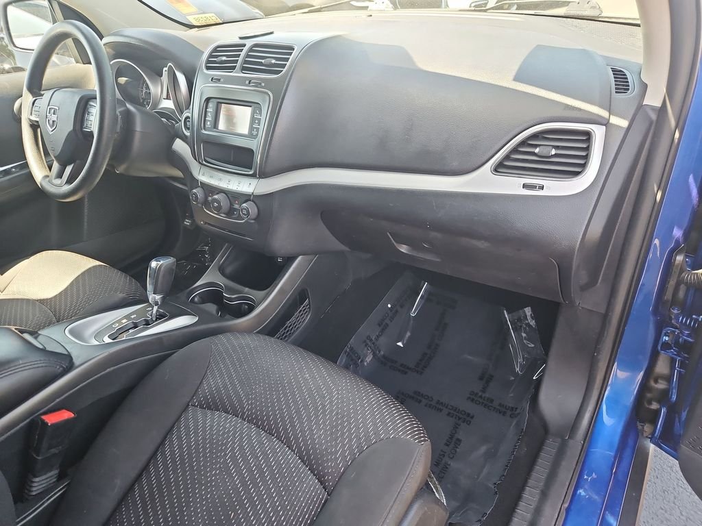 Used 2015 Blue Streak Pearlcoat Dodge SXT image 28