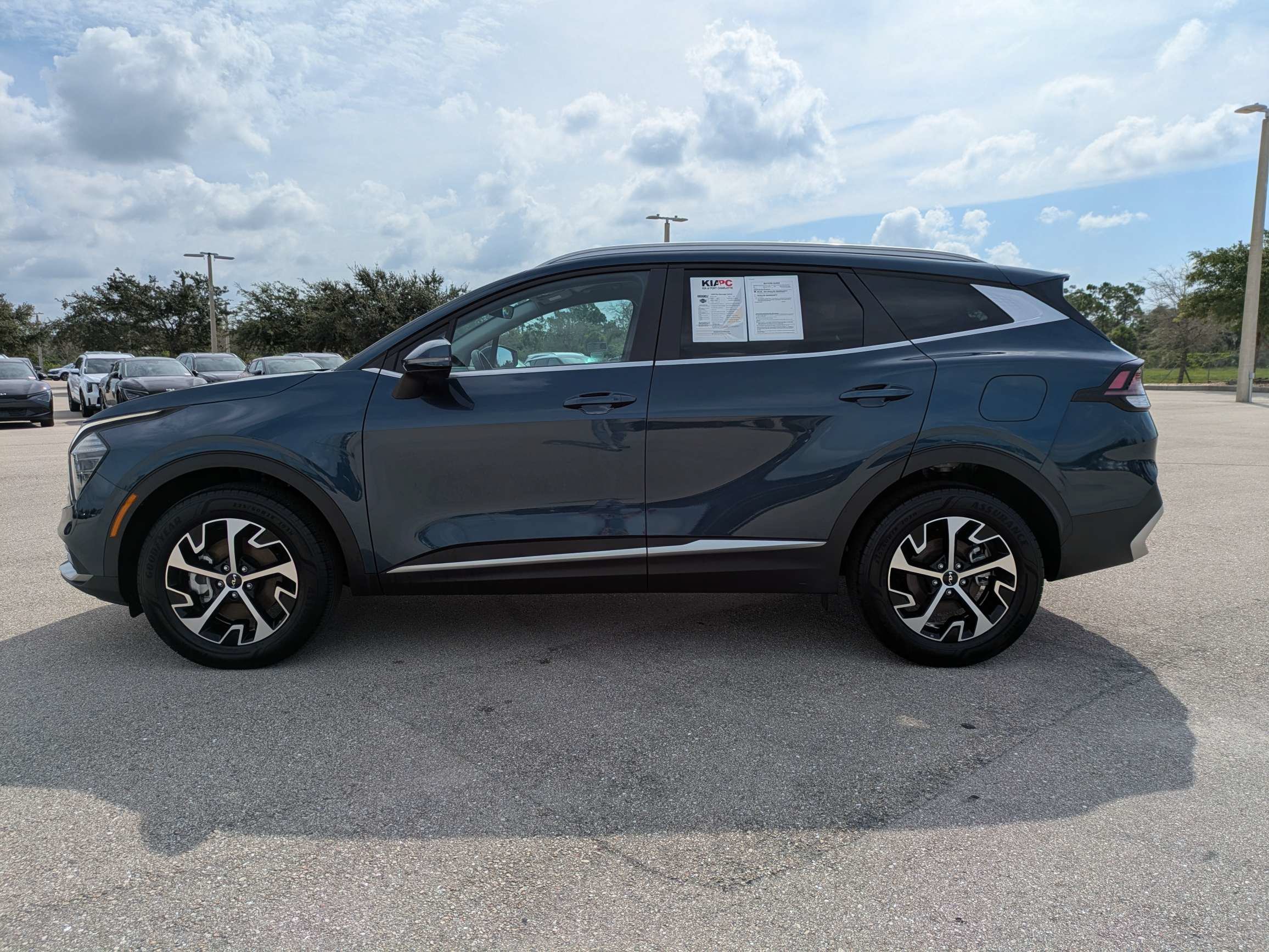 Certified Used 2025 Vesta Blue Kia EX image 8