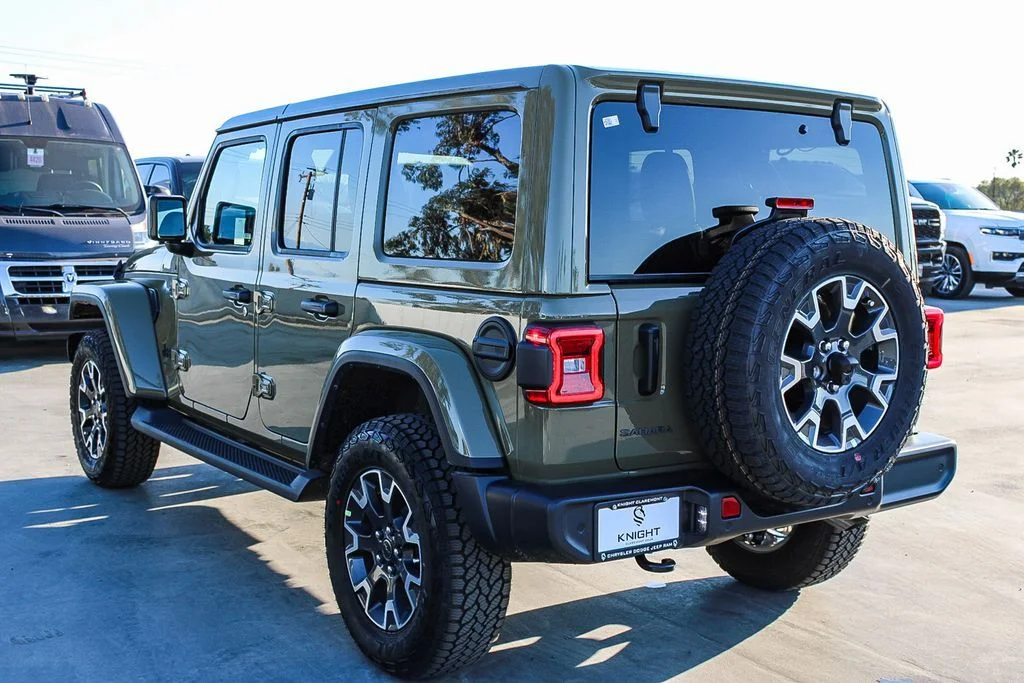 New 2026 Green Jeep Sahara image 6
