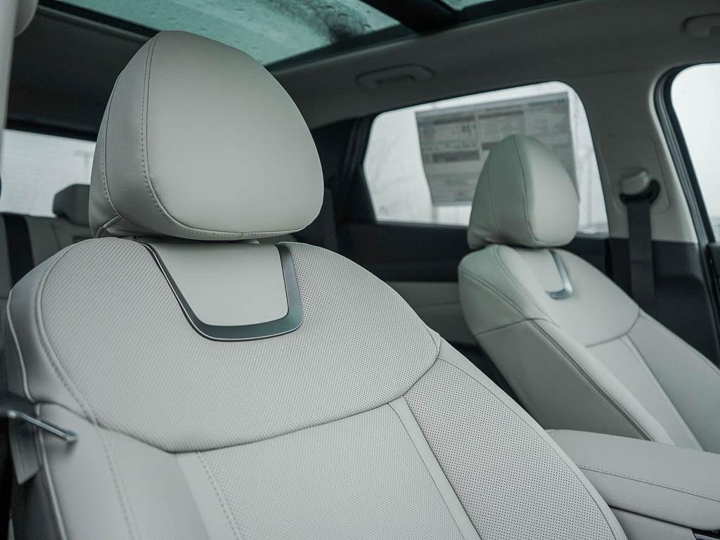 New 2026 Shimmering Silver Hyundai Limited AWD image 38