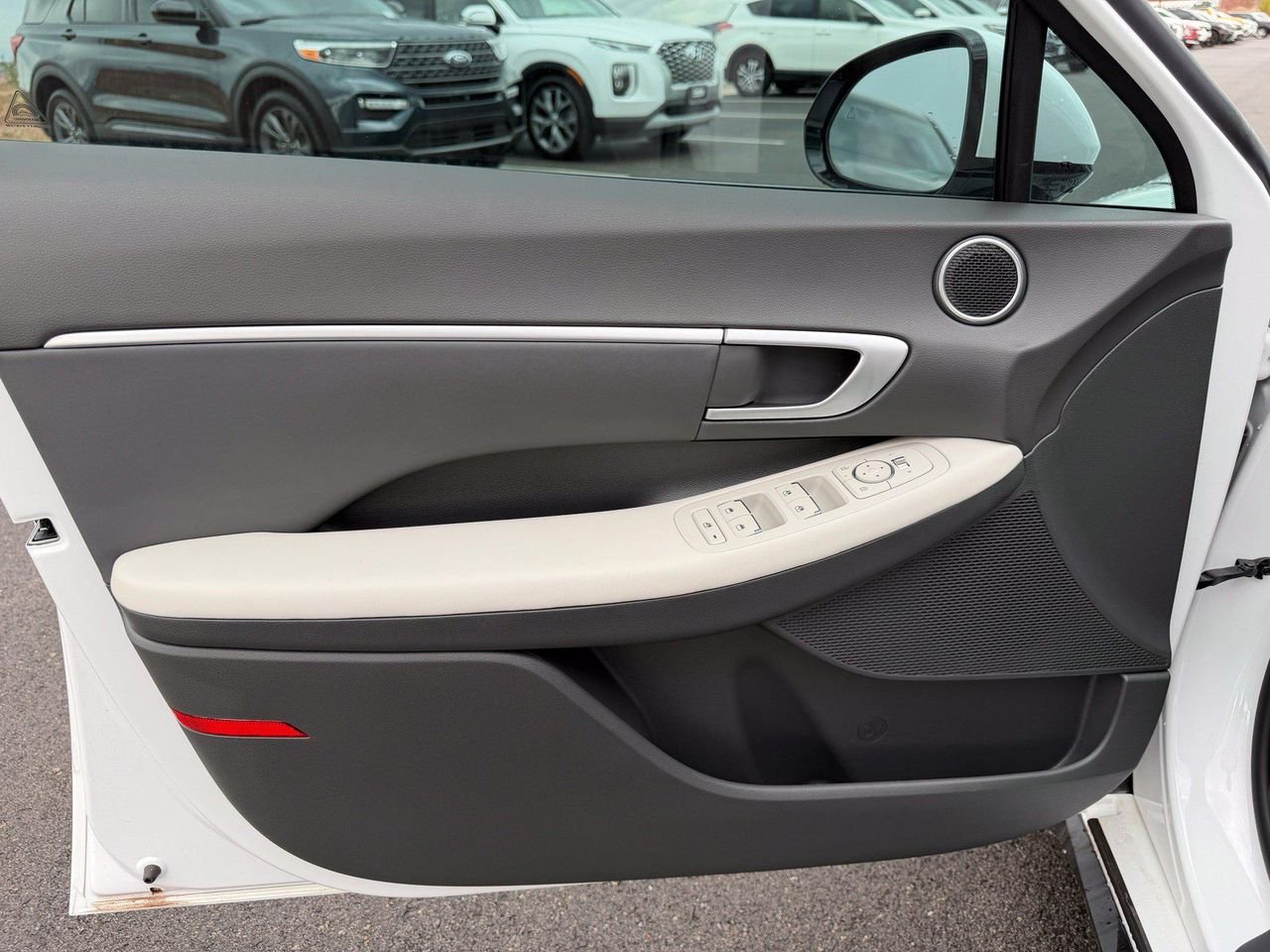 2026 Hyundai Sonata SEL - Photo 31