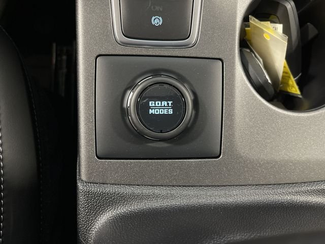 Used 2025 Shadow Black Ford Outer Banks® image 33