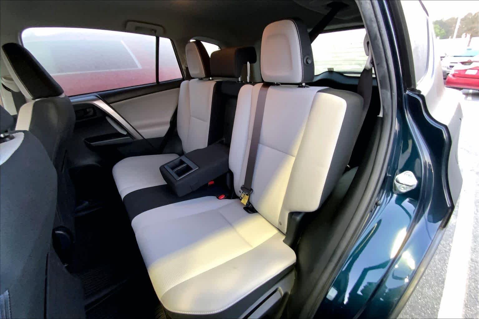 Used 2018 Galactic Aqua Mica Toyota Hybrid LE image 29