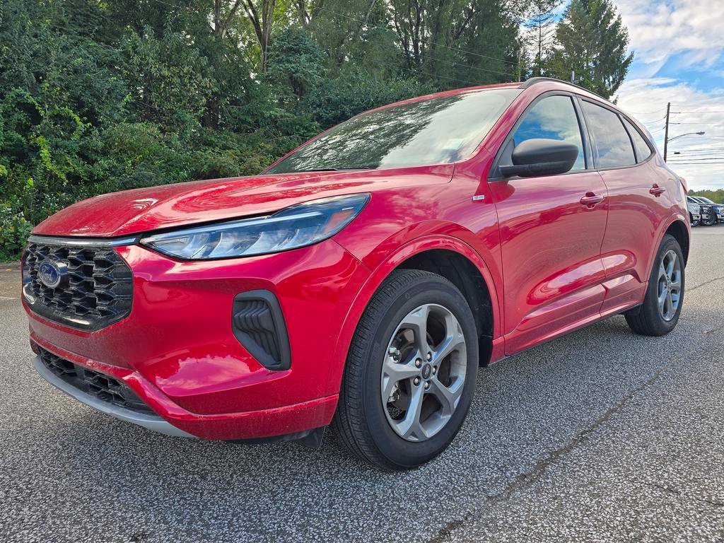 Used 2024 Red Metallic Ford ST-Line image 7